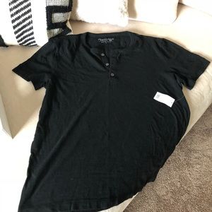 Banana Republic Black Vintage Tee Size Large
